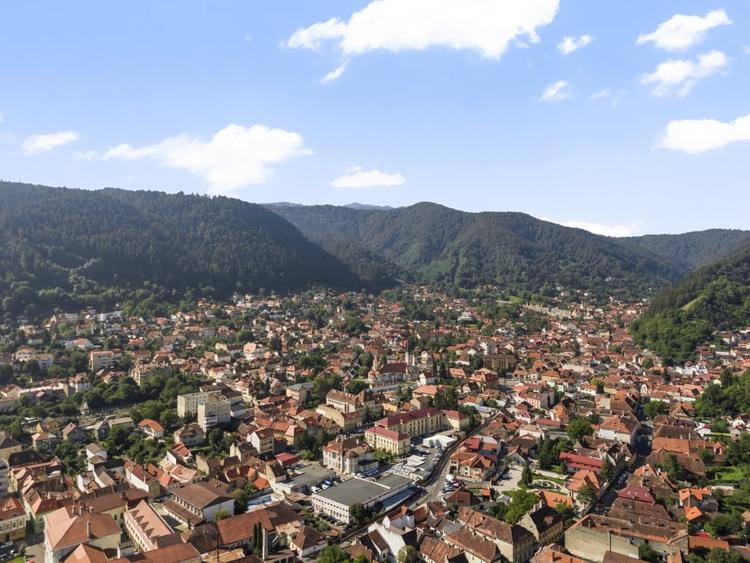 Casa cocheta intr-un cartier cu farmec istoric,  constructie 2015 - 33