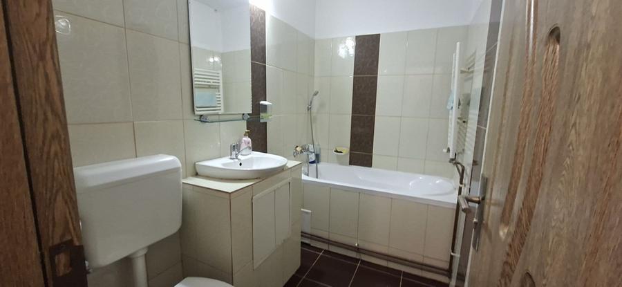 Apartament cu 2 camere - P-ta 700/Business Center - 11
