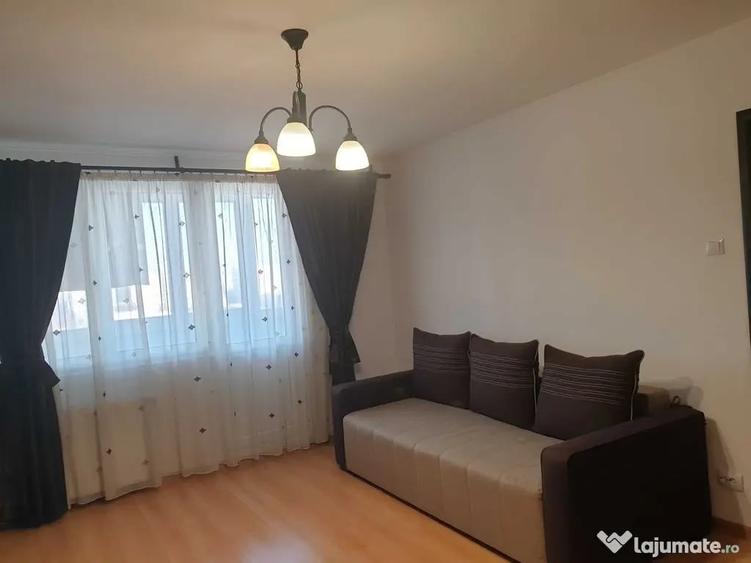 Apartament cu 2 camere decomandat în Vatra Luminoasă