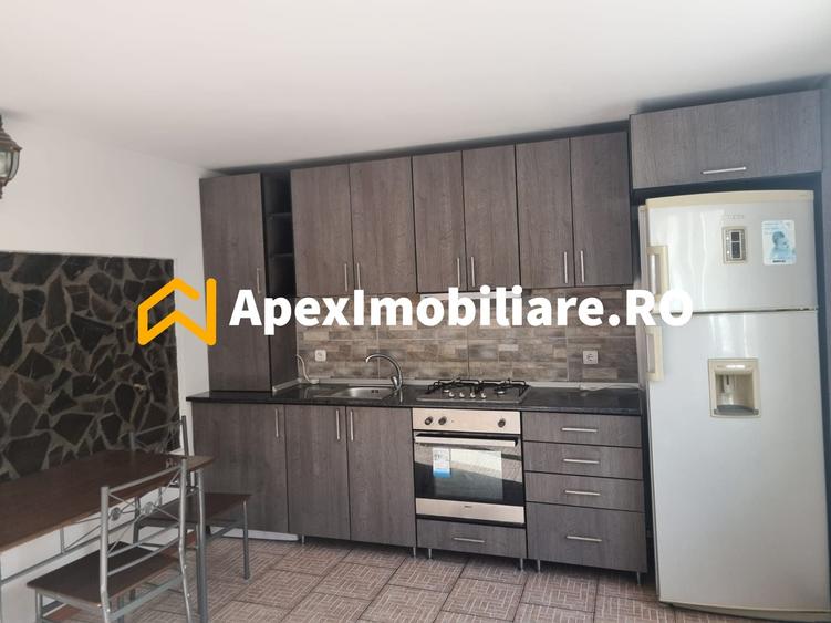 Casă individuală cu 3 camere cu Canalizare în Crângași