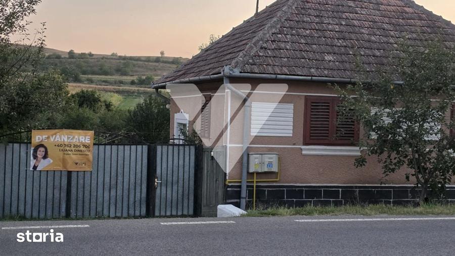 Casă cu 3 camere cu Teren 800 Mp în Slimnic