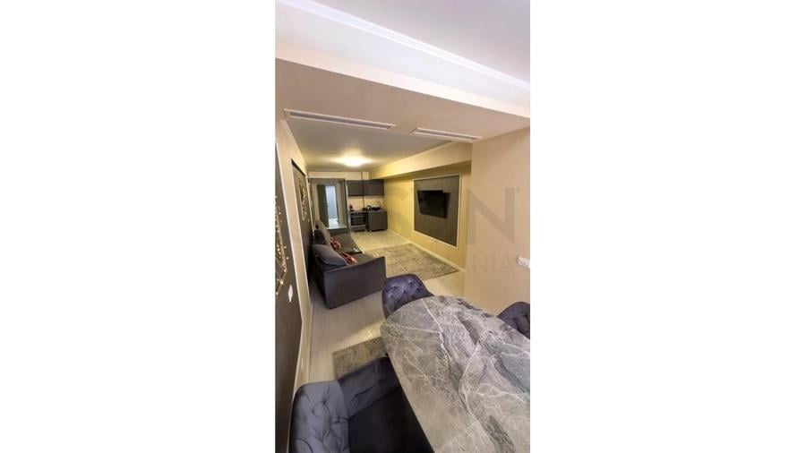Apartament cu 3 camere decomandat în Herăstrău