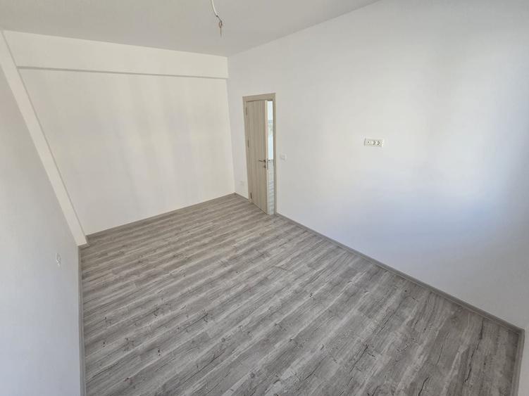 Apartament cu 2 camere în Girocului