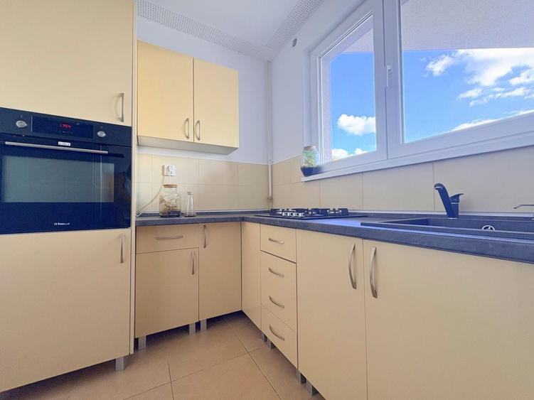 Apartament cu 2 camere decomandat, mobilat în Lipovei