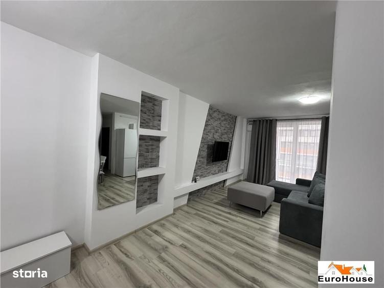 Apartament cu 3 camere decomandat în Ampoi 3