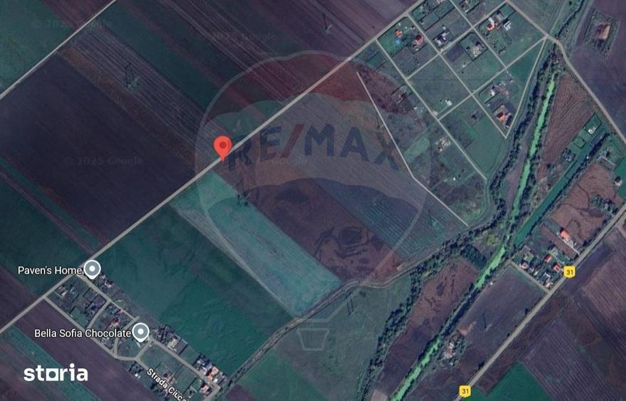 Teren de 3500 mp, în Hălchiu