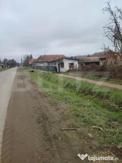 Teren intravilan, 3000 mp, zona Madaras - 3