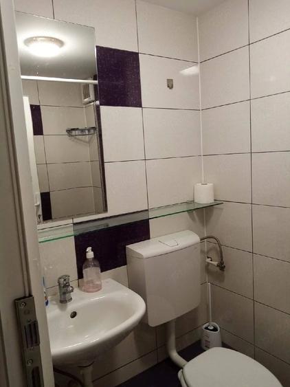 Garsonieră decomandată în Central