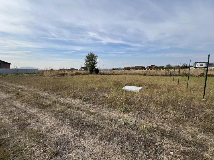 Teren de 680 mp, în Tărlungeni