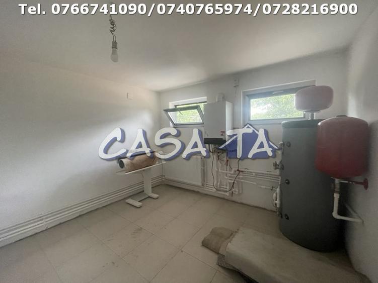 Casă individuală cu 5 camere cu Canalizare în Panduraș