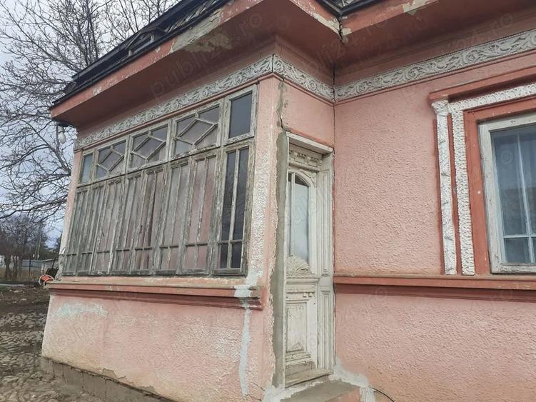 Teren de 1262 mp, în Străoane