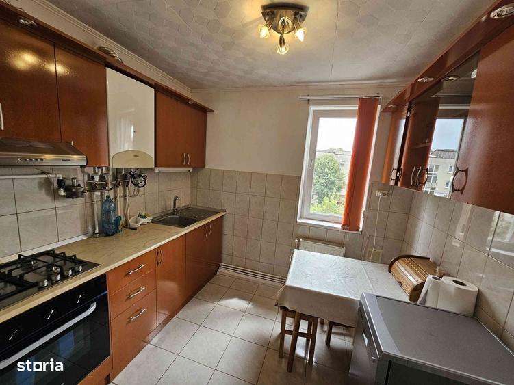 Apartament cu 2 camere în Micro 14