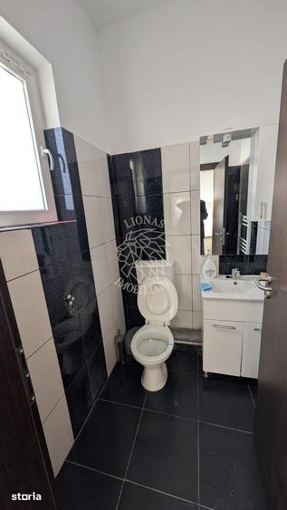 Spațiu comercial, de 125.75 mp, în Teaca