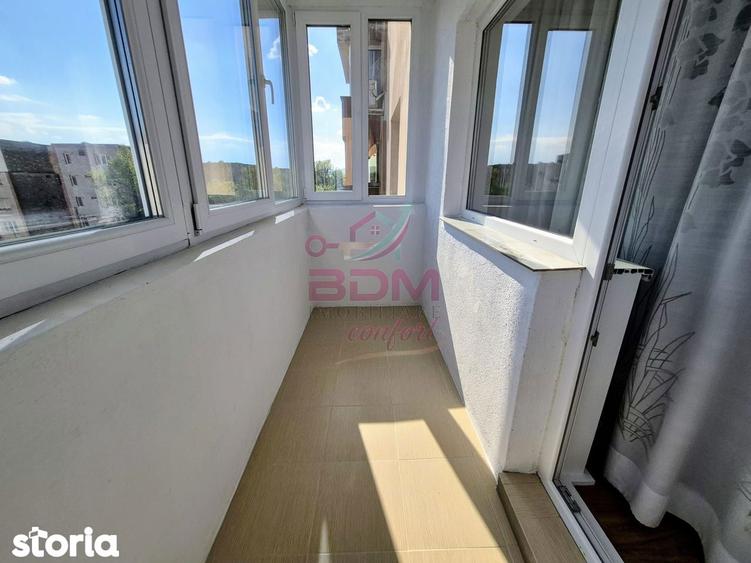 Apartament cu 3 camere decomandat în Micro 1