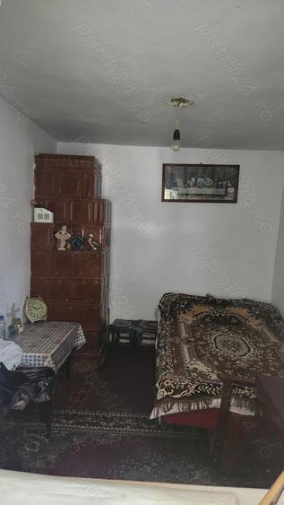 Casă cu 4 camere în Frumoasa