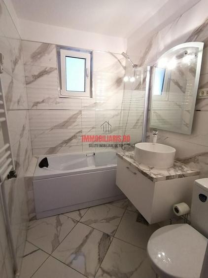 Apartament cu 3 camere semidecomandat, mobilat în Basarabia