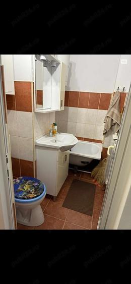 Apartament cu 2 camere nedecomandat în Piața