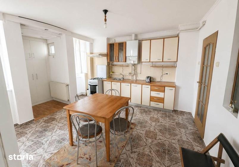 Apartament cu 3 camere decomandat în Griviței