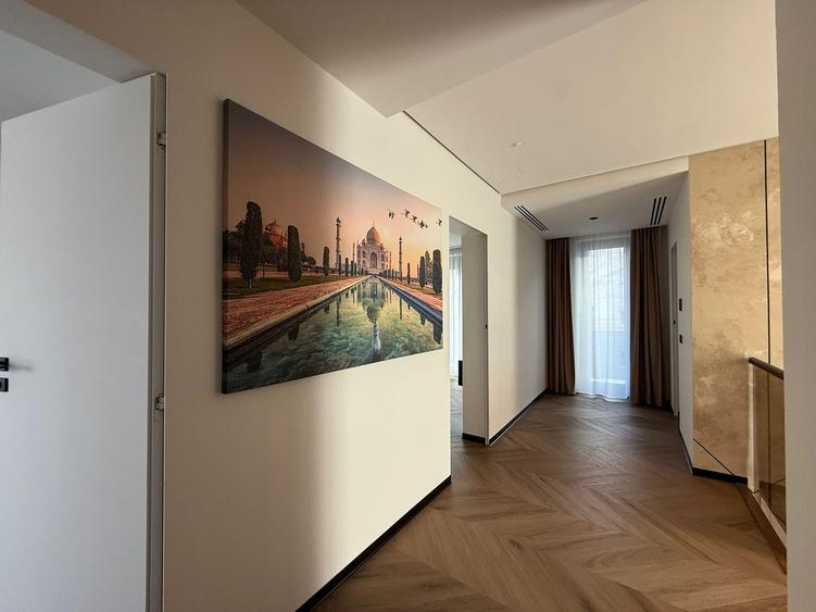 Duplex cu 5 camere cu Canalizare în Aradului