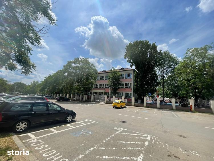 Apartament cu 2 camere semidecomandat în Lotus