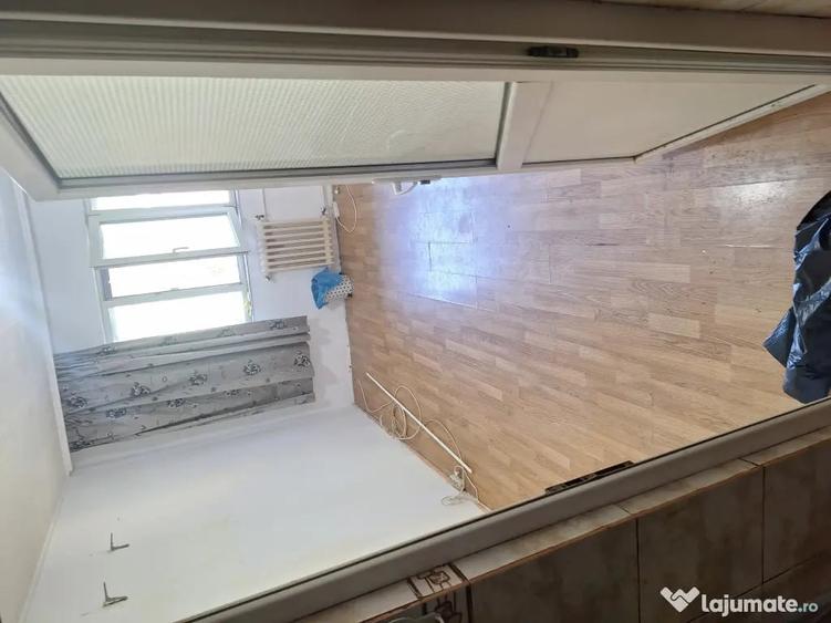 Garsonieră nedecomandată în CET
