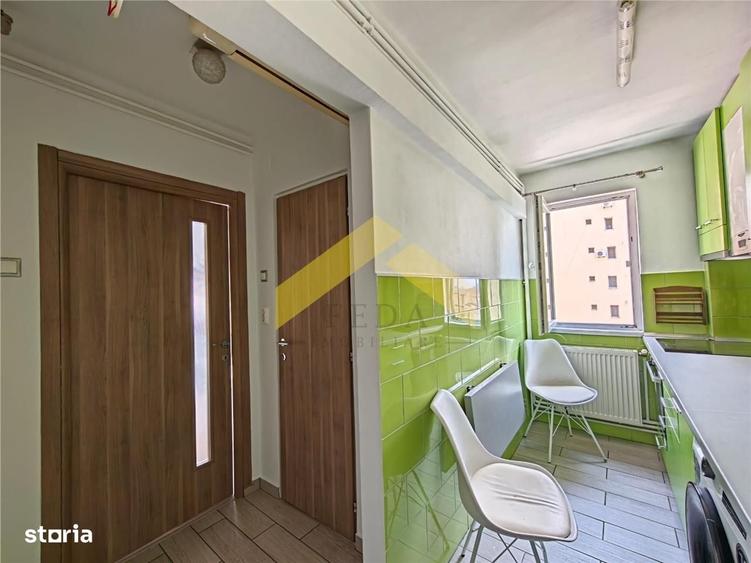 Apartament cu 3 camere decomandat în Aurel Vlaicu