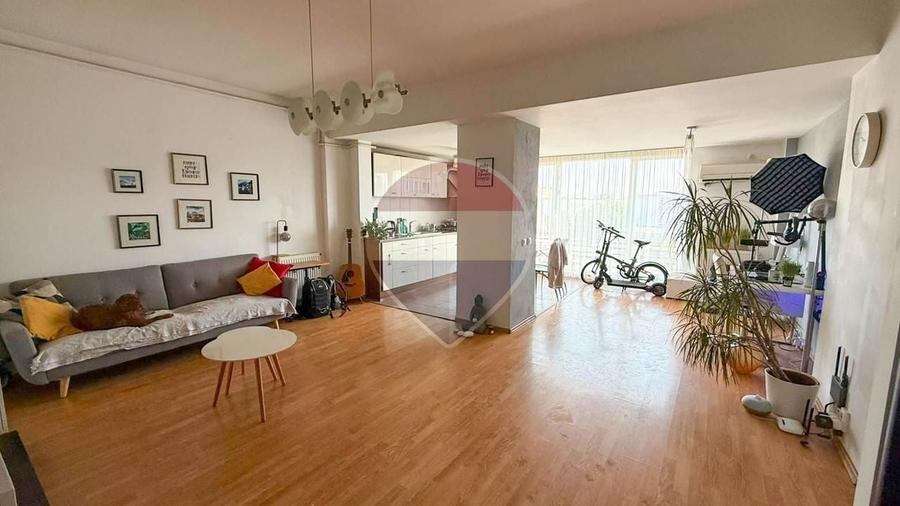 Apartament cu 2 camere semidecomandat, mobilat în 1 Decembrie 1918