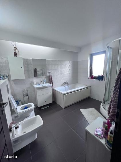 Casa noua de vanzare cu garaj, in zona Micesti - 11