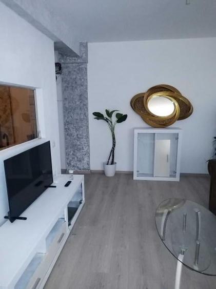 Apartament cu 3 camere decomandat în Tomis Plus