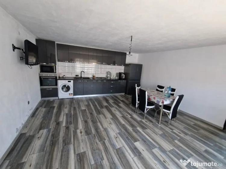 Casa de vanzare Baile?ti 100 mp, curte proprie - 8