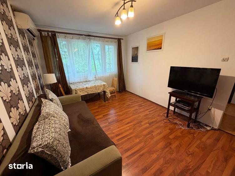Apartament cu 4 camere în Militari
