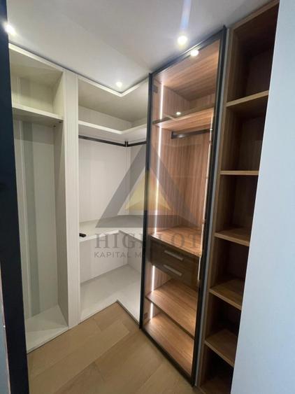 Duplex cu 8 camere cu Canalizare în Pipera
