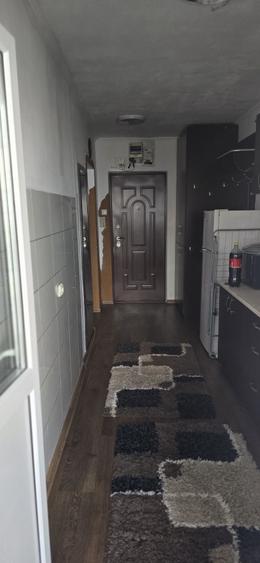 Garsonieră decomandată în Rogerius