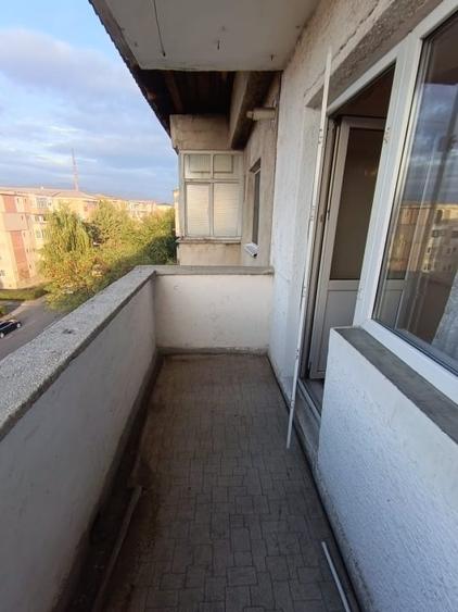 Apartament cu 2 camere decomandat, mobilat în Hotvon