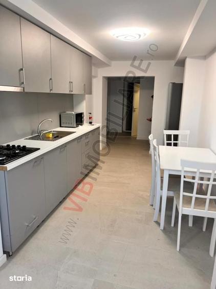 Apartament cu 3 camere decomandat în Decebal