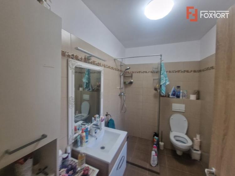 Duplex cu 4 camere cu Canalizare în Moșnița Veche