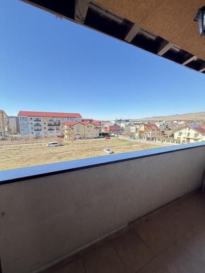 Apartament cu 3 camere în Florești