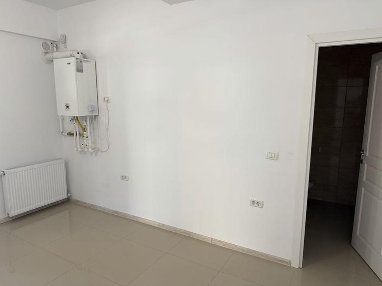 Spațiu comercial, de 25 mp, în Central