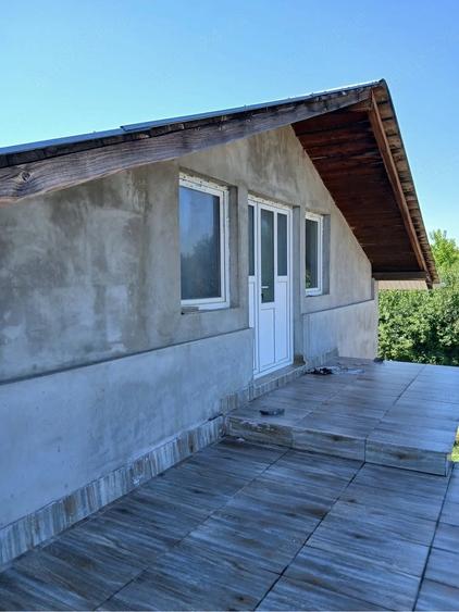 Casă cu Teren 2100 Mp în Ciurea