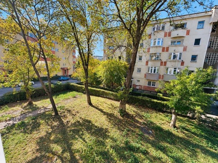 Garsonieră decomandată, mobilată în Mănăștur
