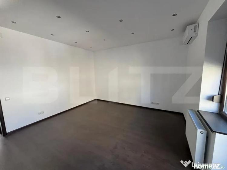 Apartament cu 3 camere decomandat în Ultracentral