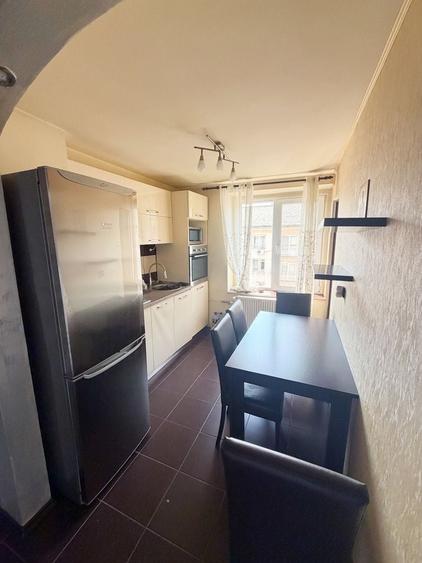 Apartament cu 2 camere semidecomandat în Ultracentral