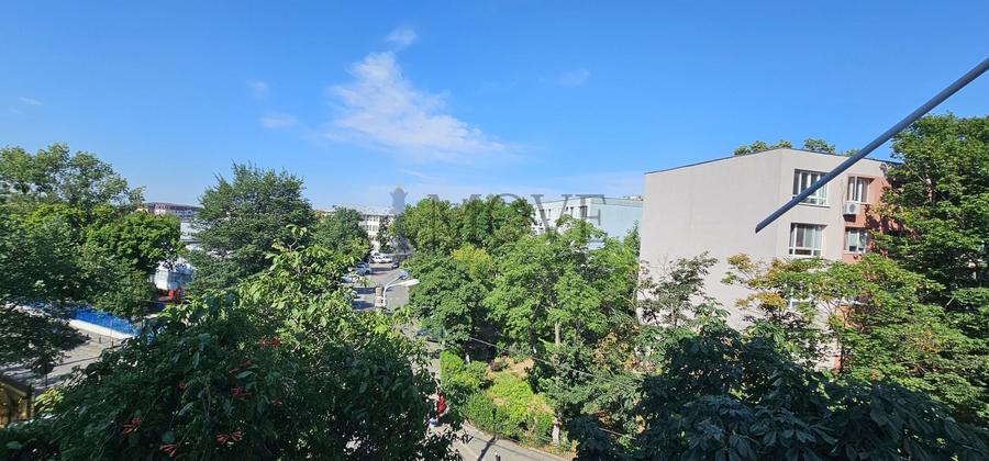 Apartament cu 4 camere decomandat în Rahova — fotografia 1