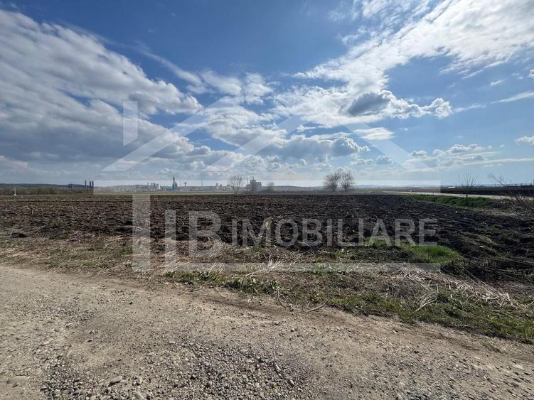 Teren Construcții intravilan de 501 mp, în Nazna