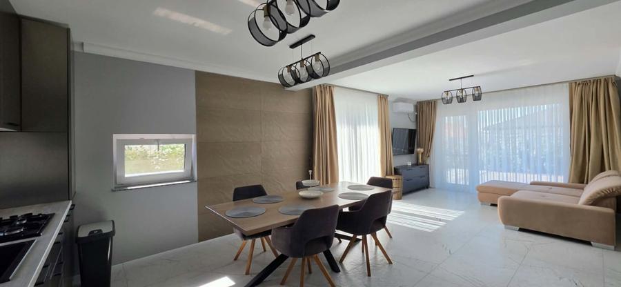 Duplex cu 3 camere cu Canalizare în Periferie