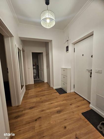 Apartament cu 2 camere decomandat în Ipotești