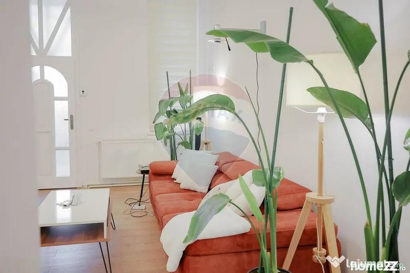 Apartament cu 4 camere semidecomandat în Ultracentral