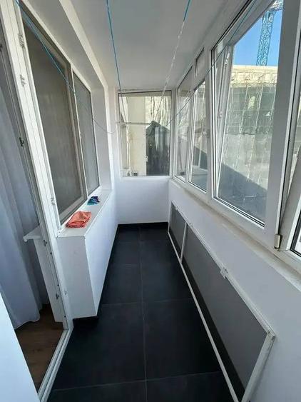 Apartament cu 3 camere semidecomandat în Gara de Nord