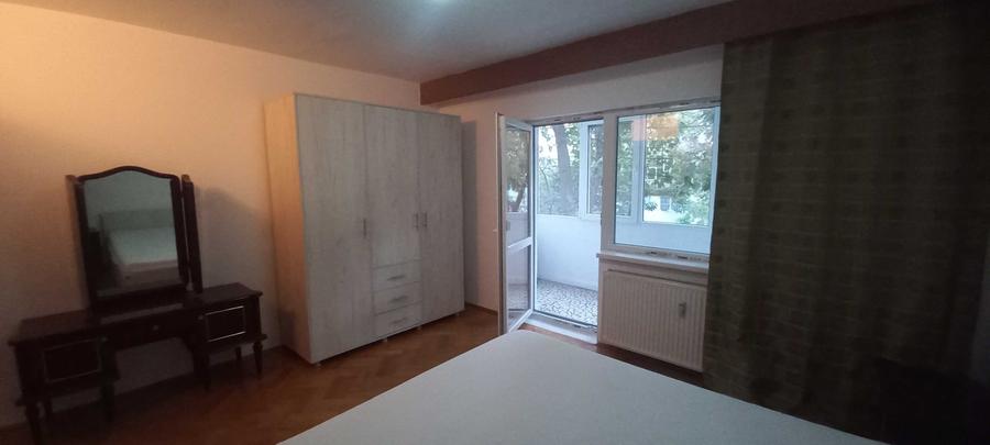 Apartament cu 2 camere semidecomandat în Aviației