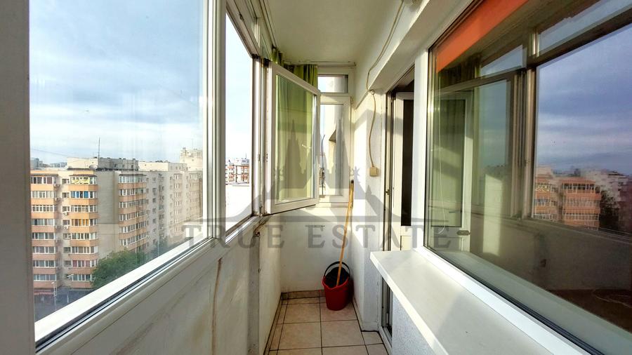 Apartament cu 2 camere decomandat în Moșilor